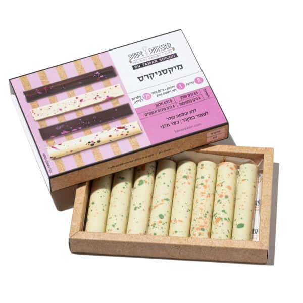 בר סניקרס לבן