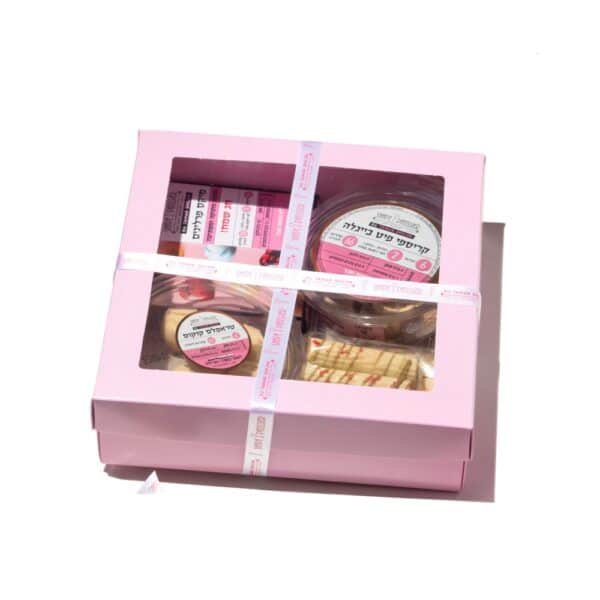 אריזת מתנה עם כרטיס ברכה